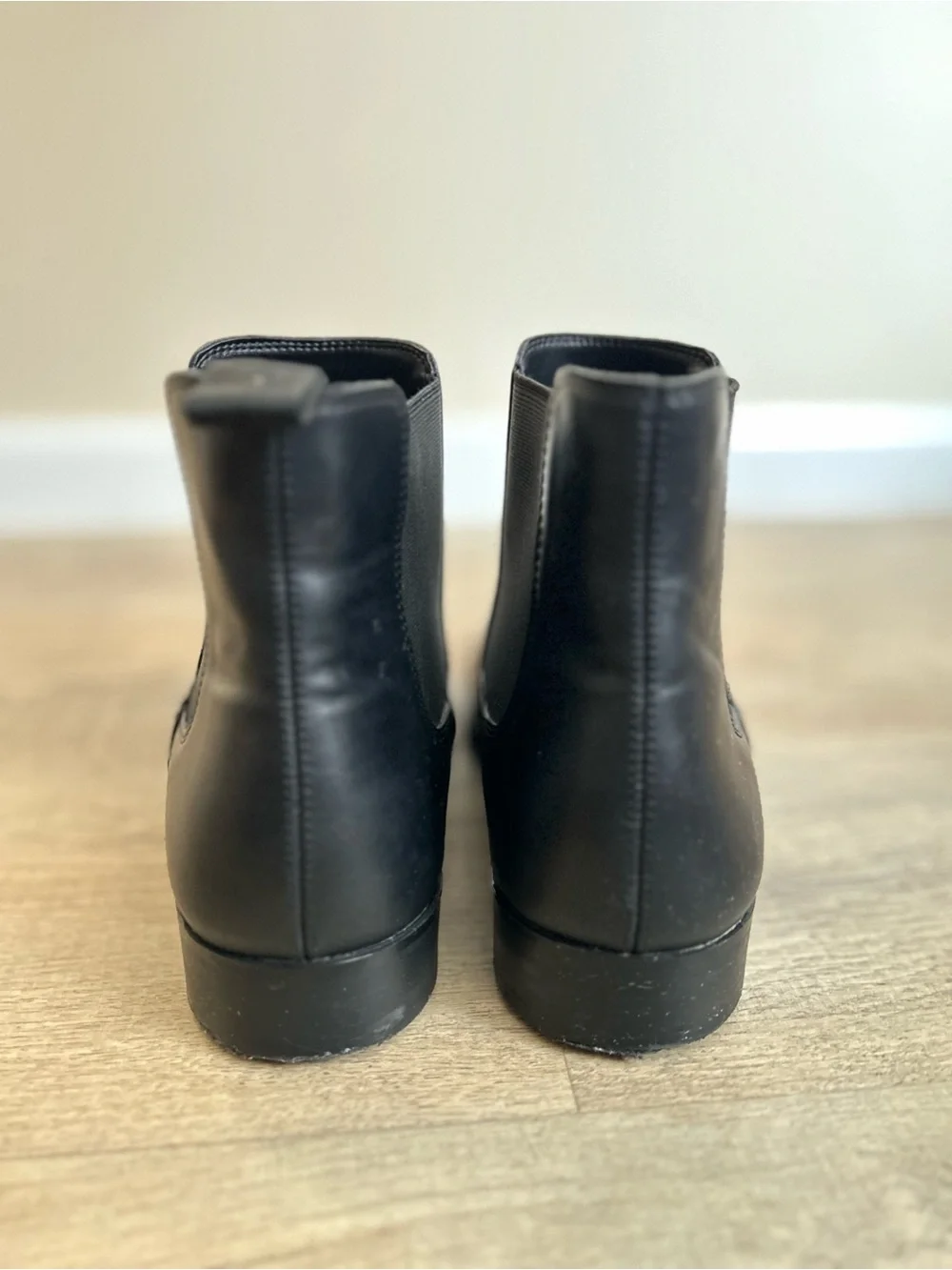 Zara Men’s Black Leather Chelsea Boots Size 42 (US 9)